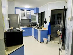 Blk 204D Compassvale Drive (Sengkang), HDB Executive #541164011